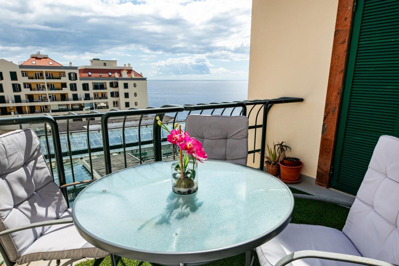 Ferienwohnung Guestready - Family-Friendly Haven In Funchal Exterior foto